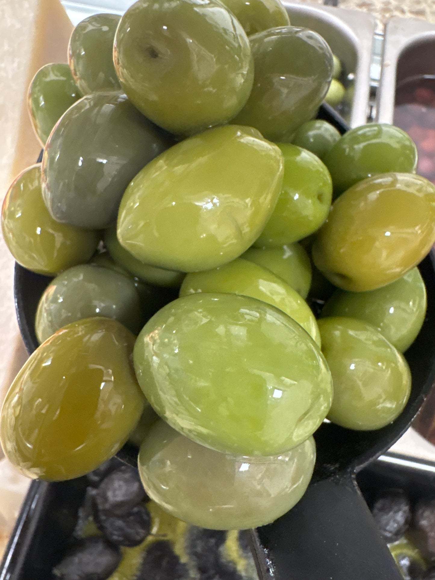 Olive bianche Giganti verdi greche vasetto da 500gr
