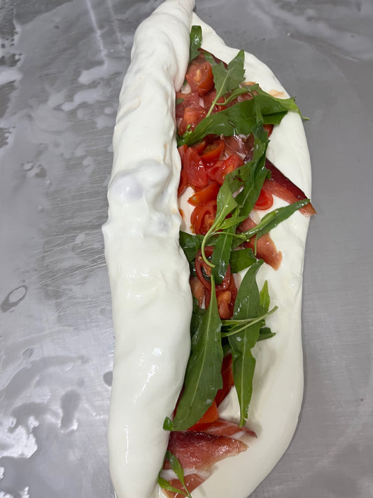 Treccia di Mozzarella di Bufala Farcita – 1 kg
